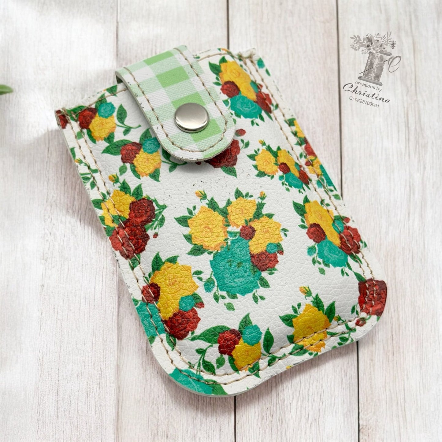 POCH - Pull-out Card Holder Pattern