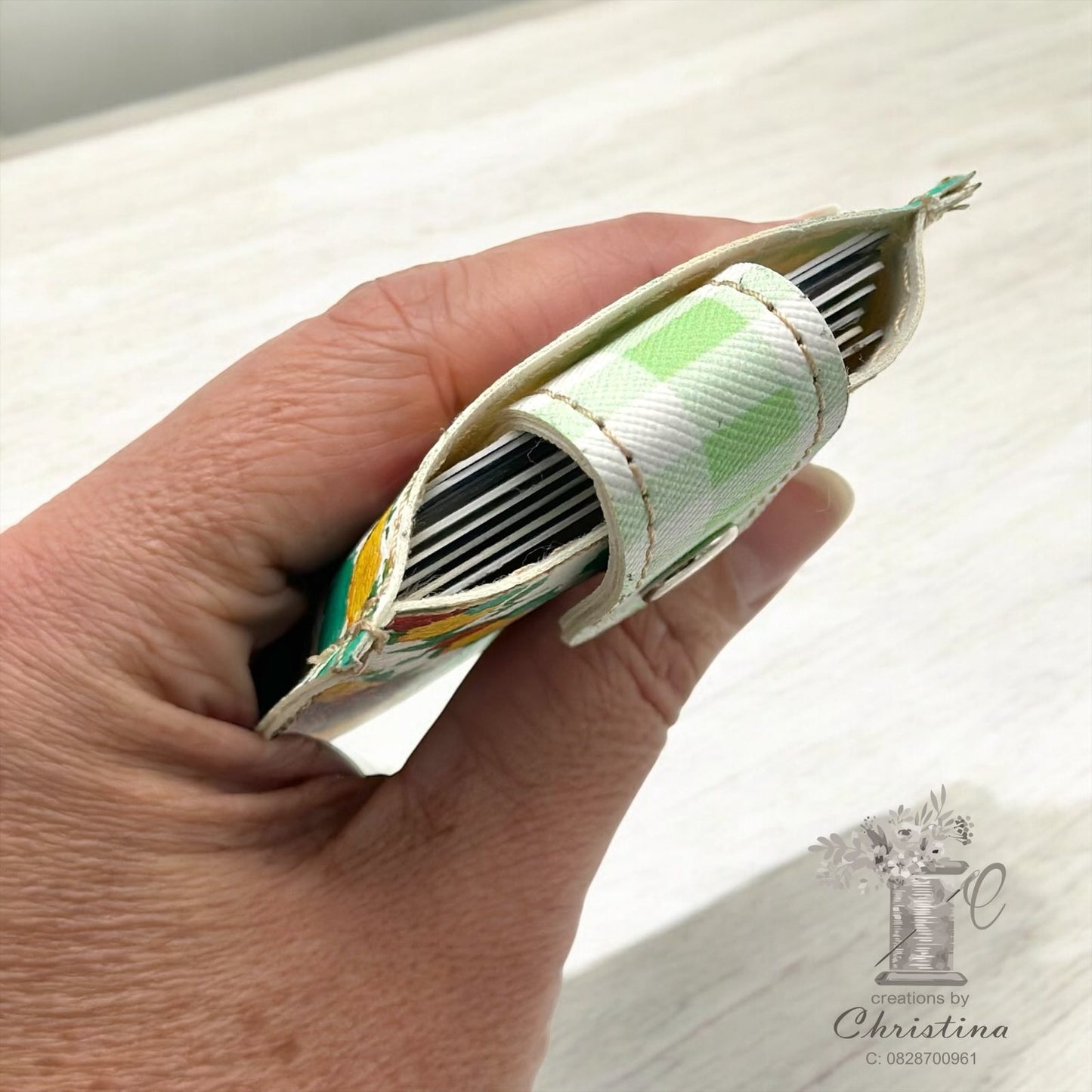 POCH - Pull-out Card Holder Pattern
