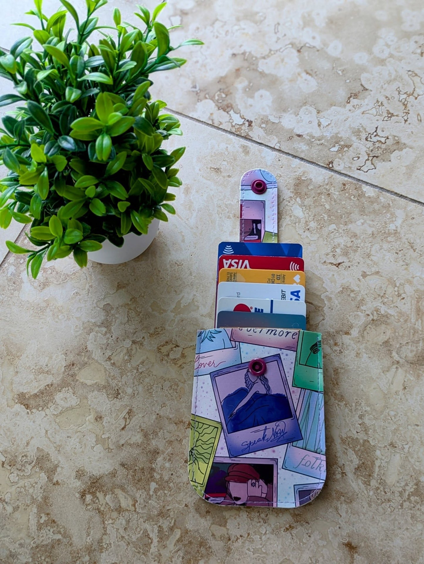 POCH - Pull-out Card Holder Pattern