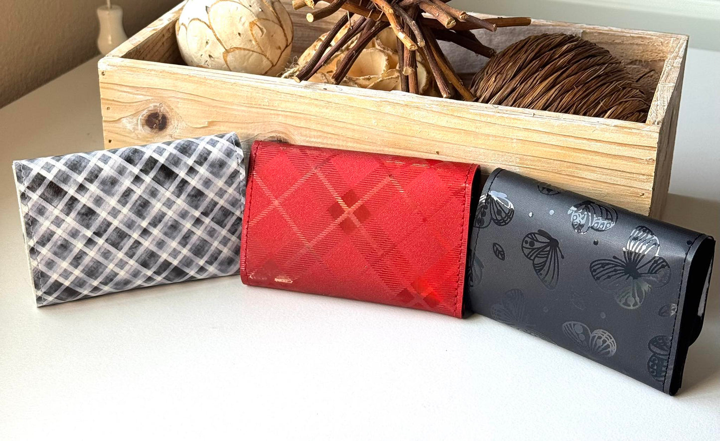 Mini Marvel Compact Wallet Pattern