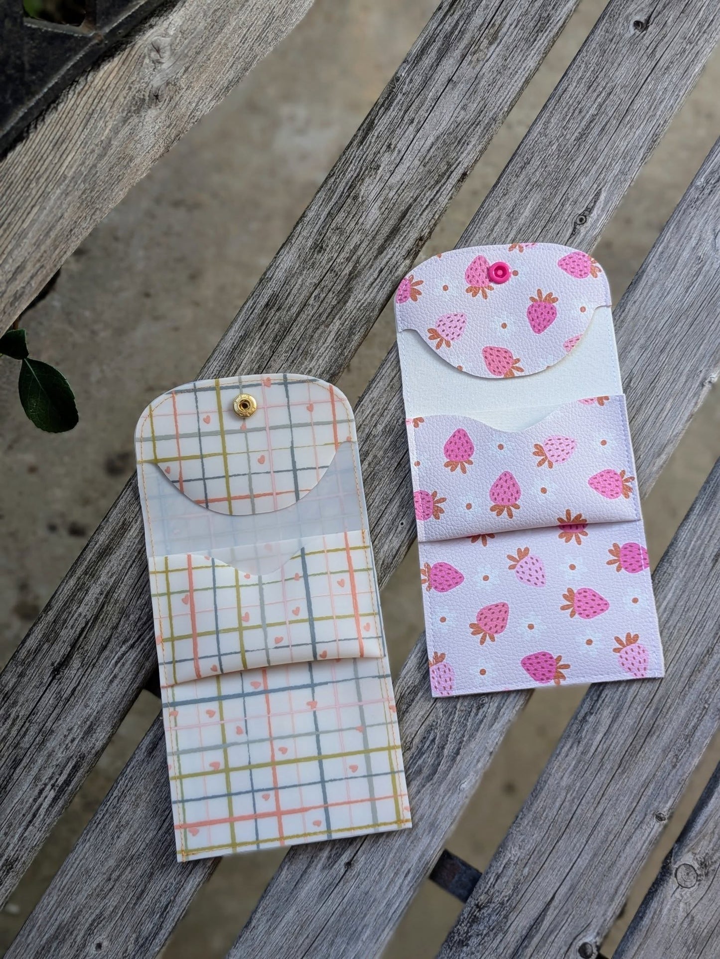 Mini Marvel Compact Wallet Pattern