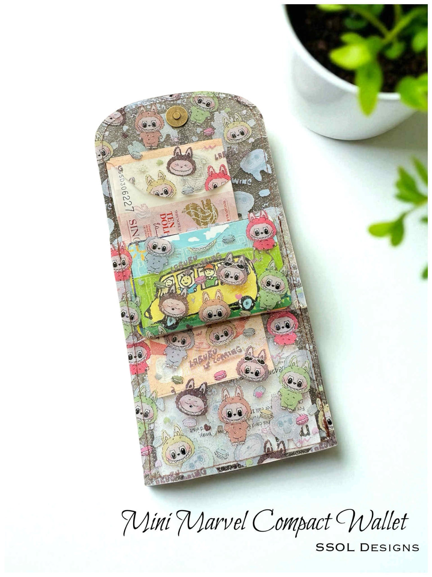 Mini Marvel Compact Wallet Pattern