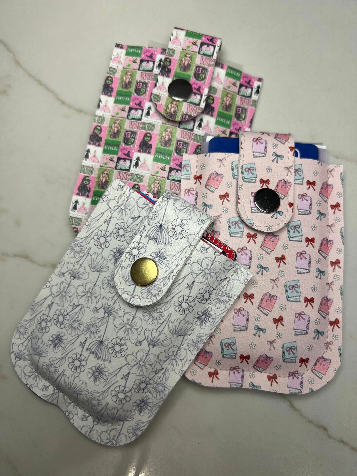 POCH - Pull-out Card Holder Pattern