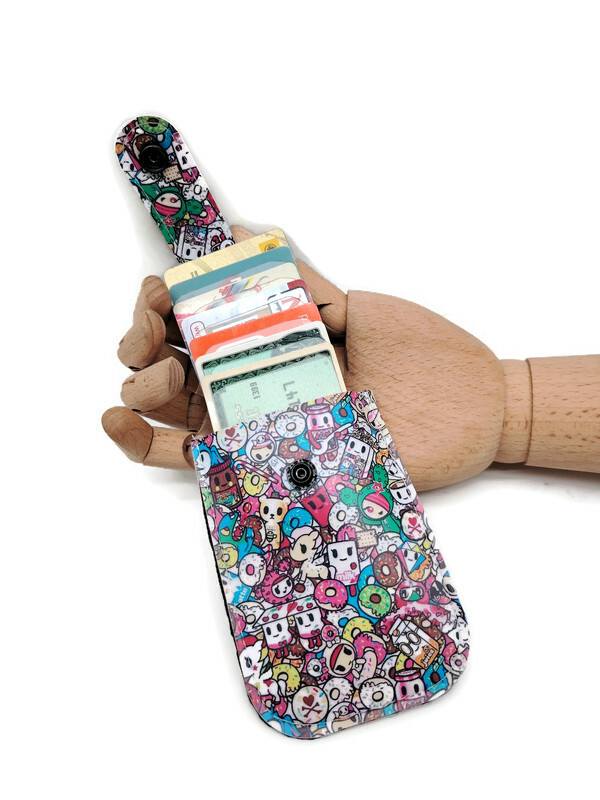 POCH - Pull-out Card Holder Pattern