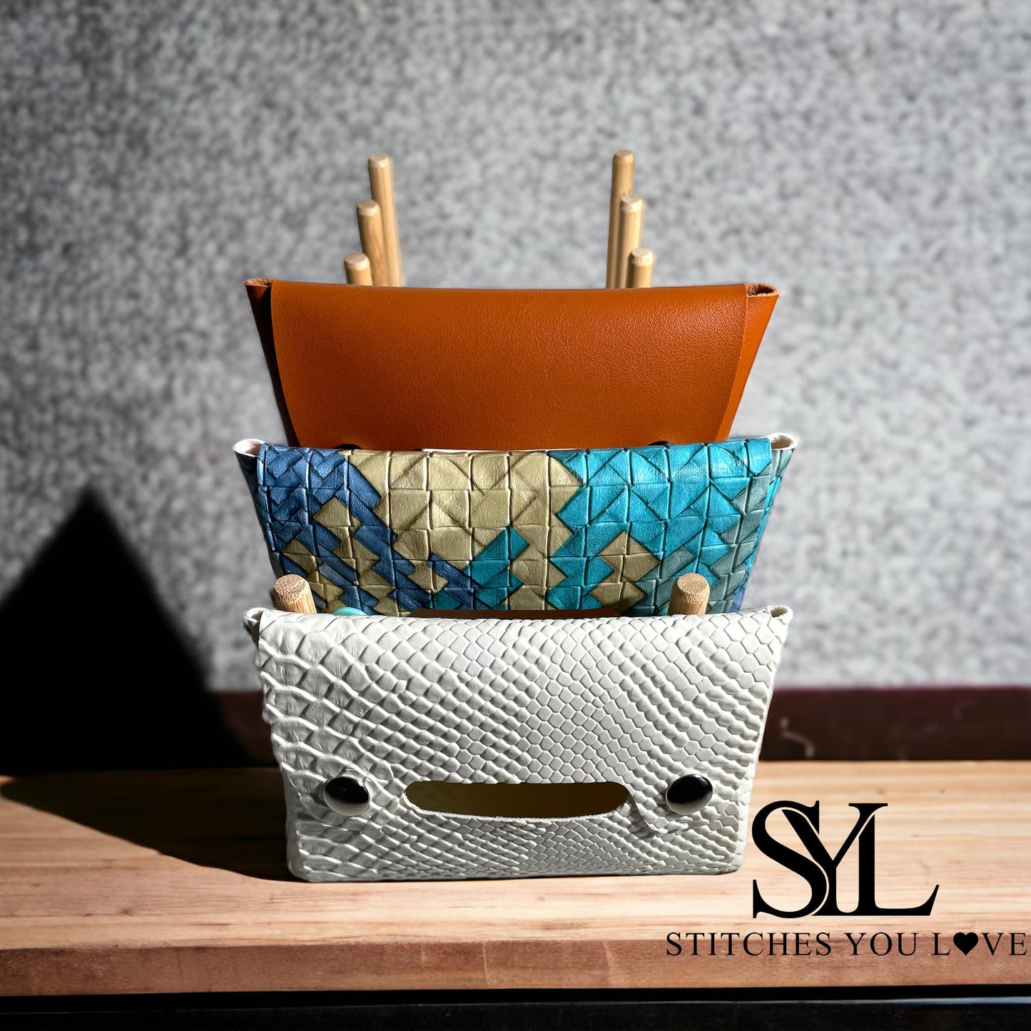 Pristine Tissue Holder Pattern