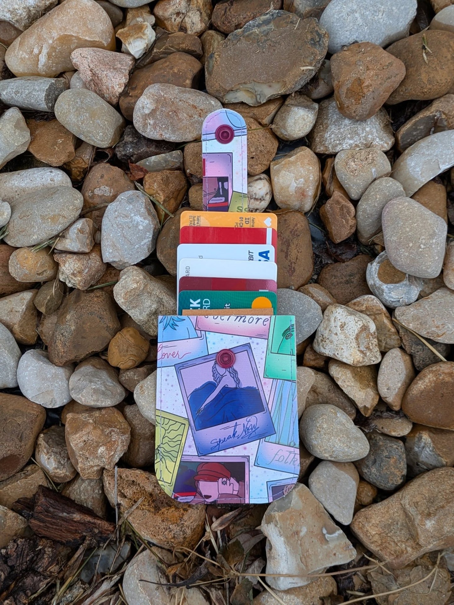 POCH - Pull-out Card Holder Pattern