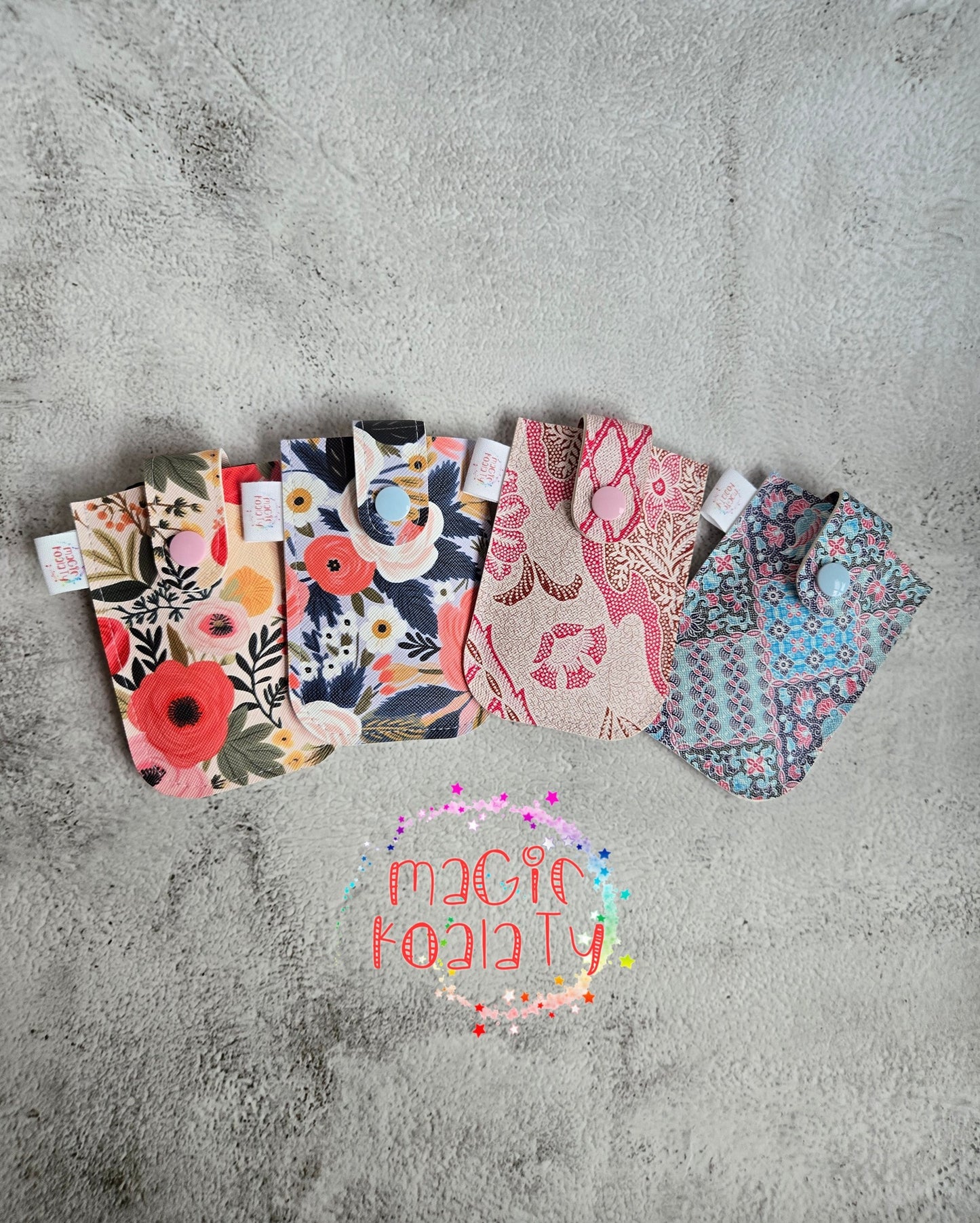 POCH - Pull-out Card Holder Pattern