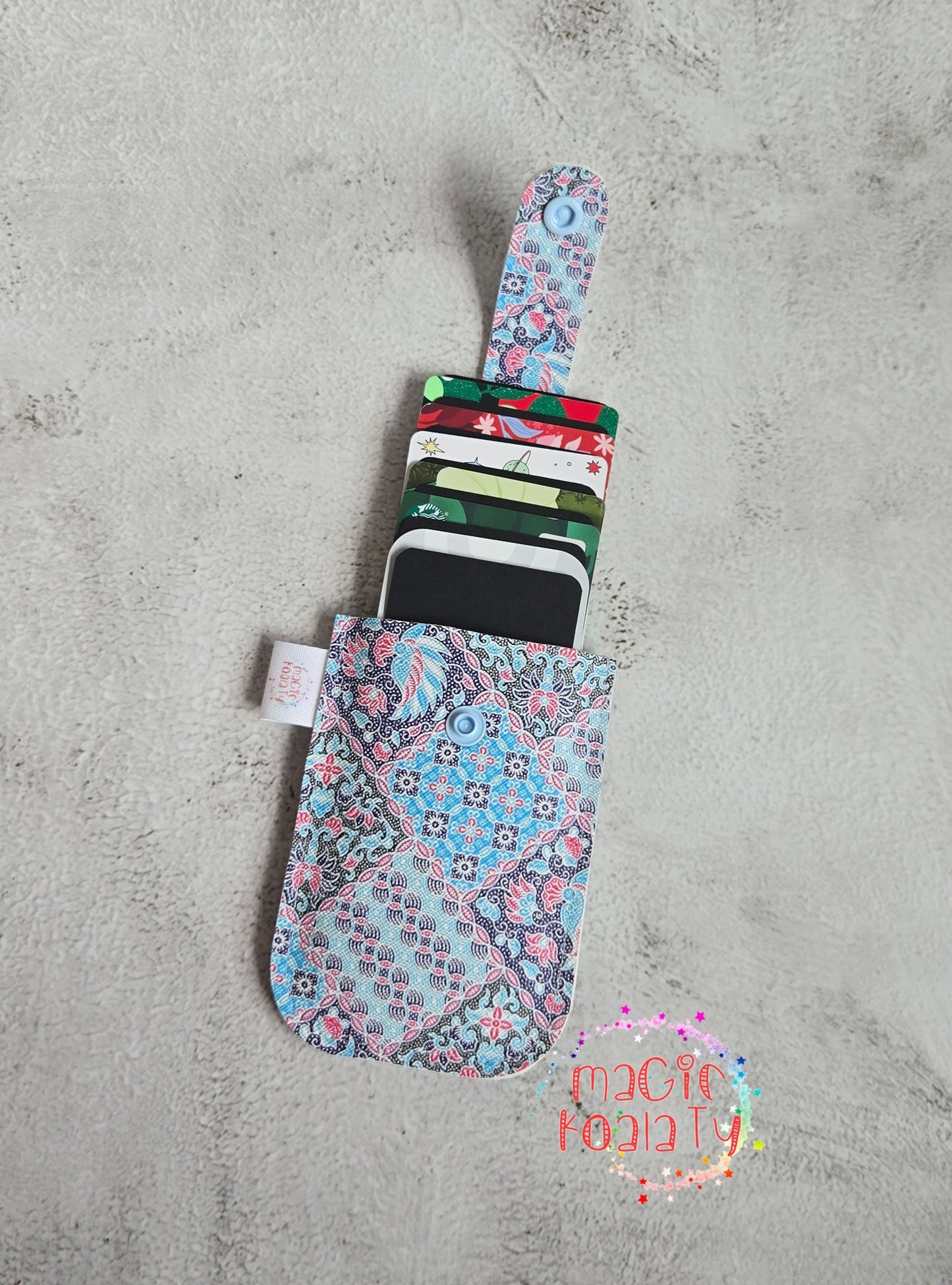 POCH - Pull-out Card Holder Pattern