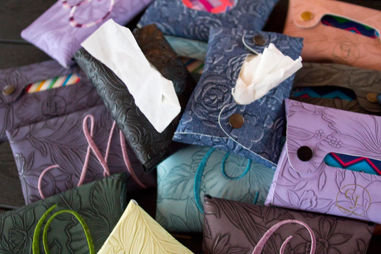 Pristine Tissue Holder Pattern