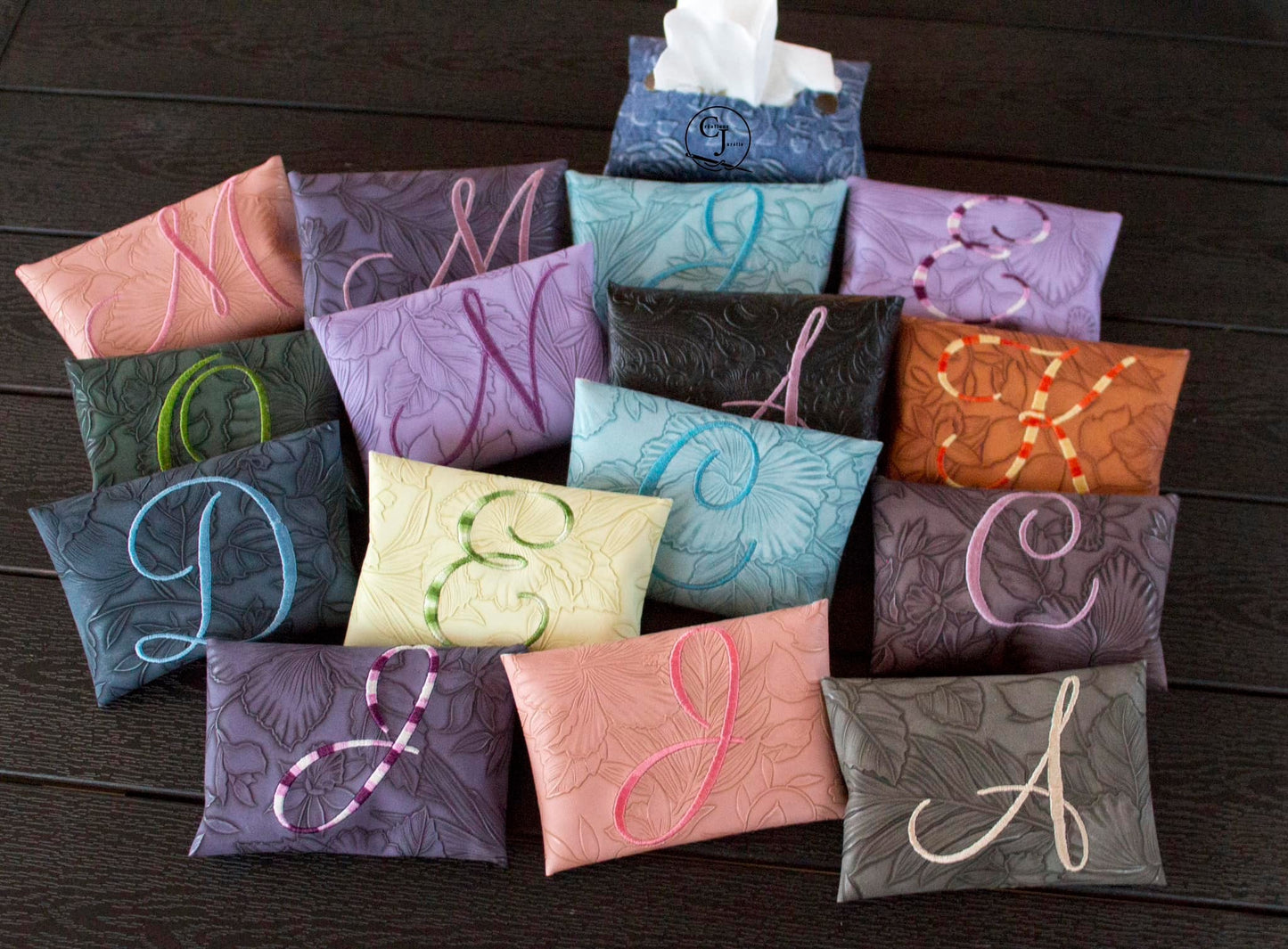 Pristine Tissue Holder Pattern