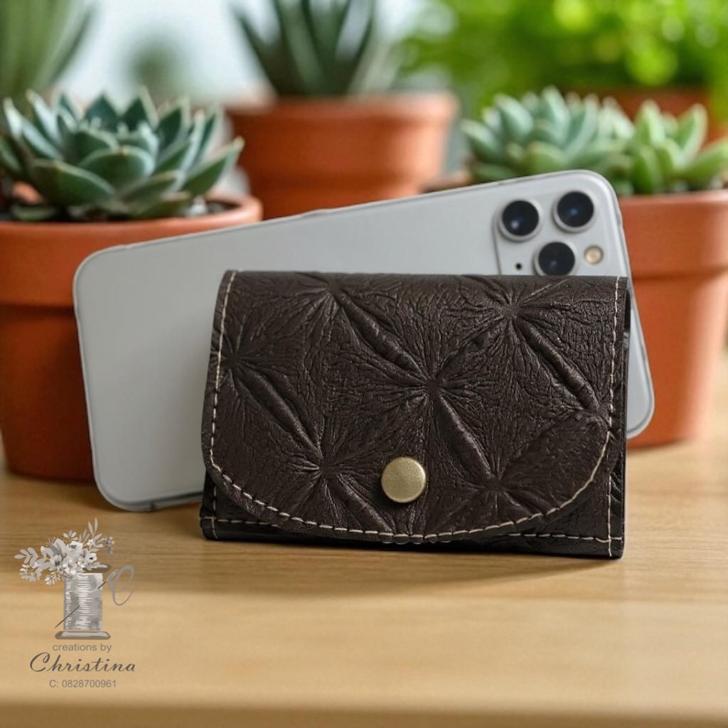 Mini Marvel Compact Wallet Pattern