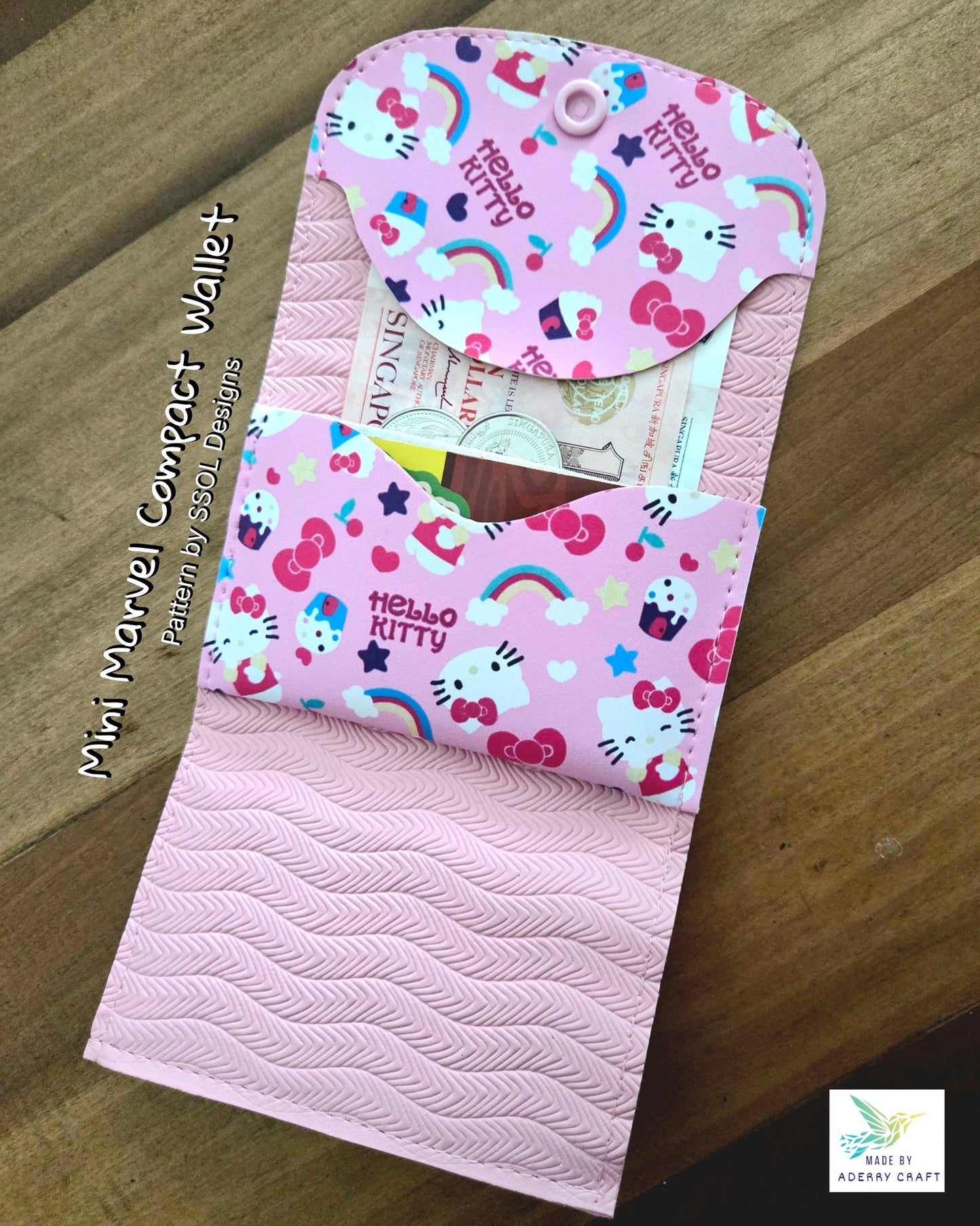 Mini Marvel Compact Wallet Pattern