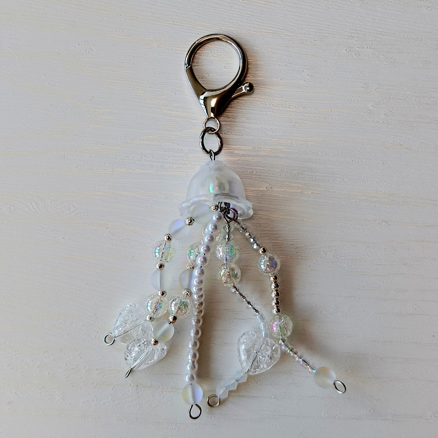 Beaded wire jellyfish keychain 04