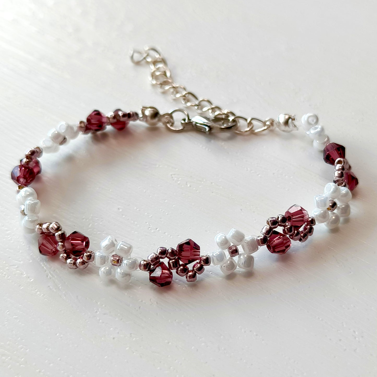 String bead bracelet 03