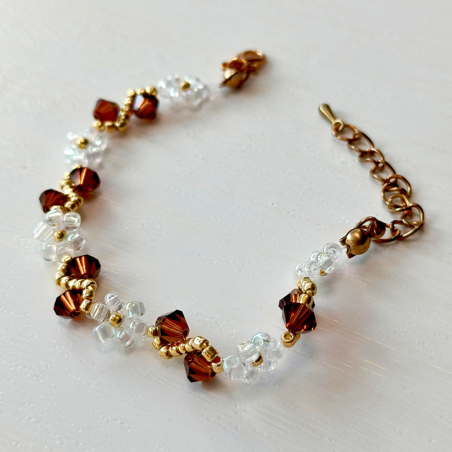String bead bracelet 04
