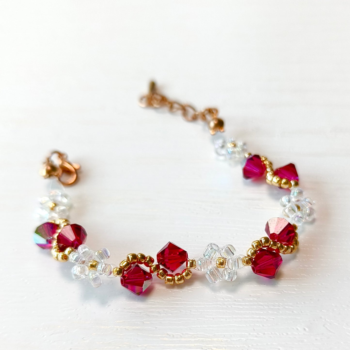String bead bracelet 07