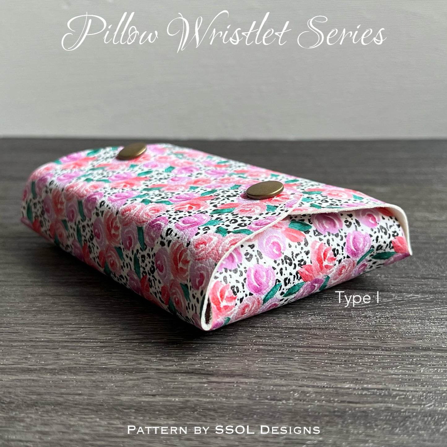 Pillow Wristlet Pattern
