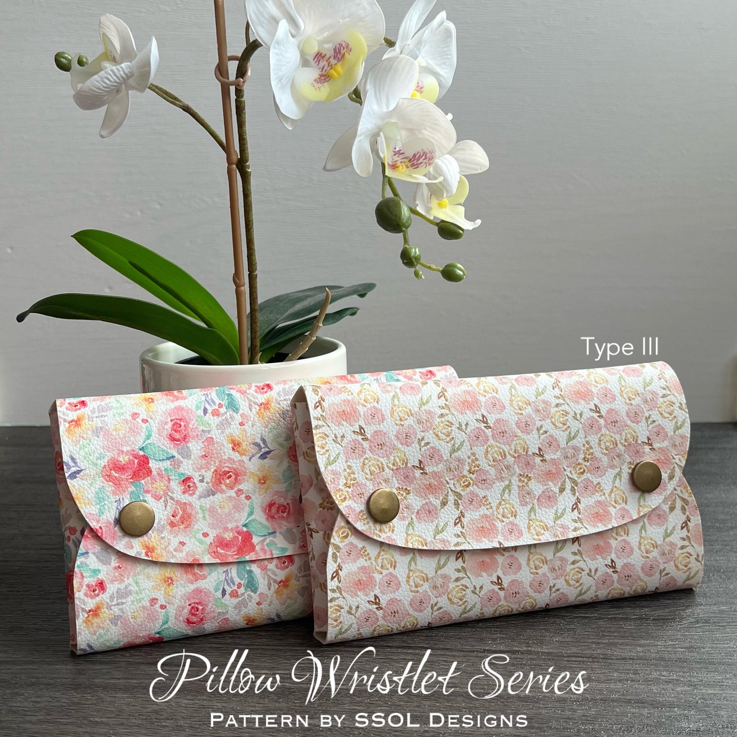 Pillow Wristlet Pattern