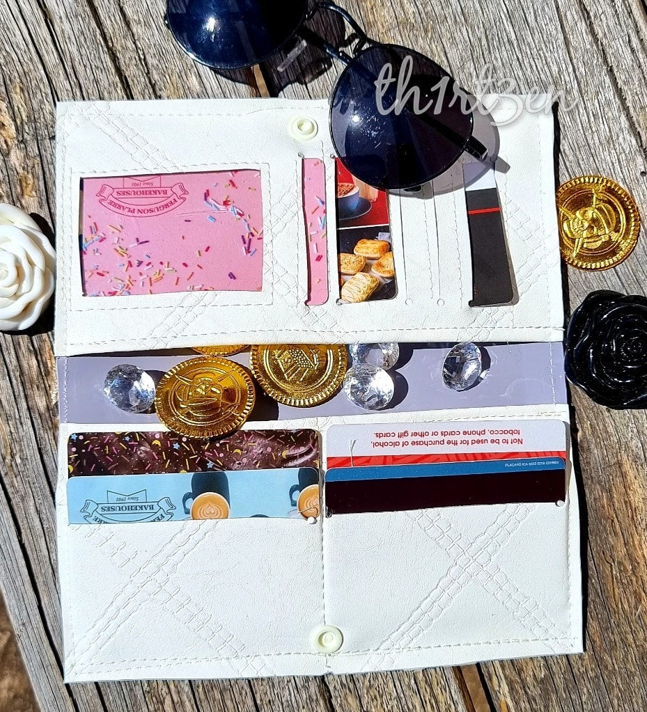 Bloom Slender Wallet Pattern