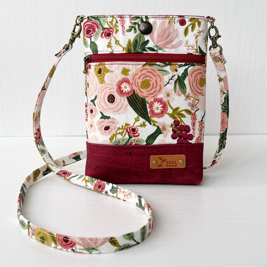 Wanderlust Phone Bag Pattern