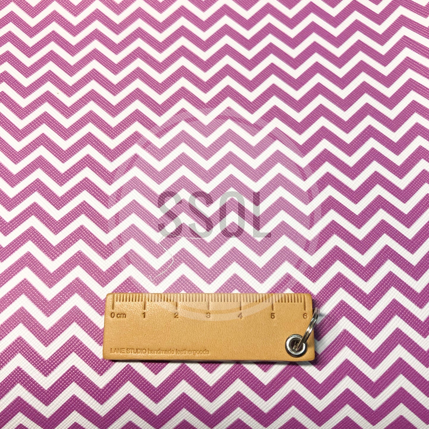 Vinyl/PU Leather - Chev03