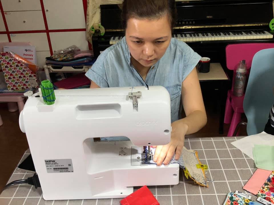 Seedlings 101 - Zipper Tissue Pouch Workshop