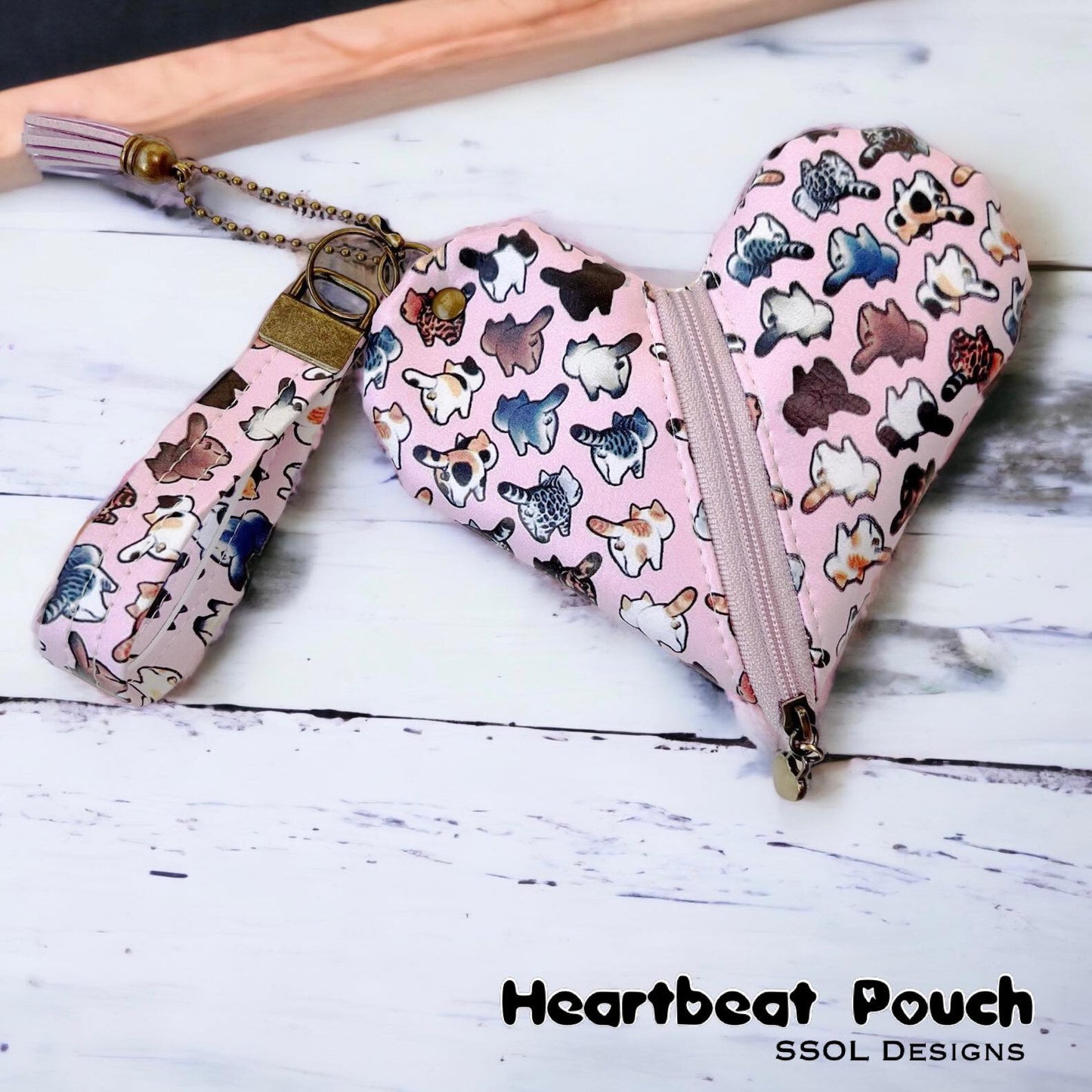 Heartbeat Pouch Pattern