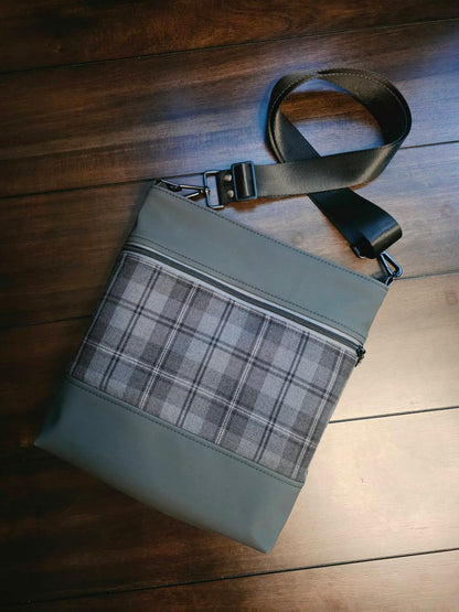 Wanderlust Tablet Bag Pattern