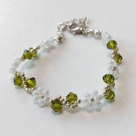 String bead bracelet 10